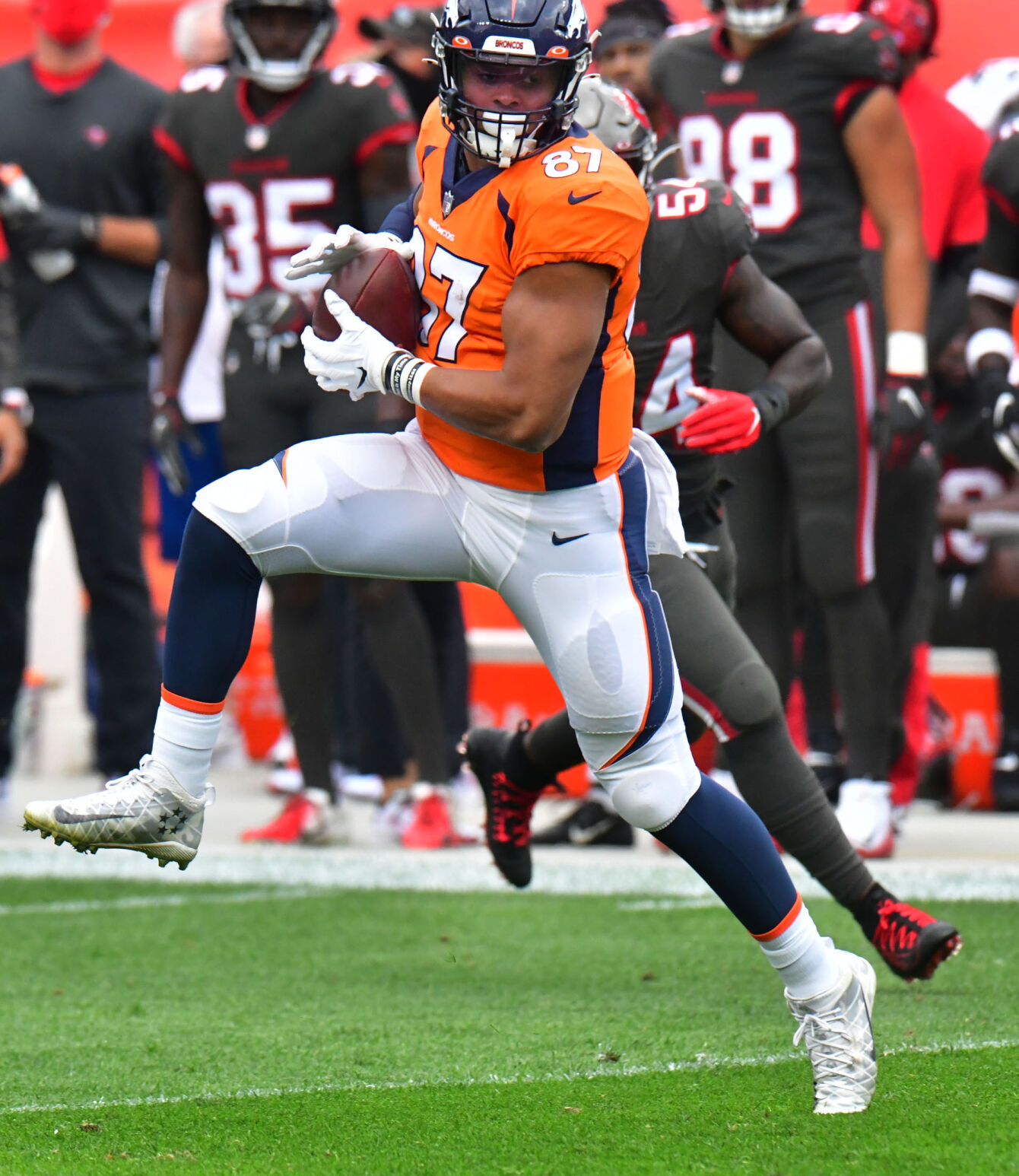 092820-s-broncos 09.JPG